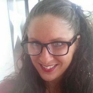 Meet your Posher, Carla